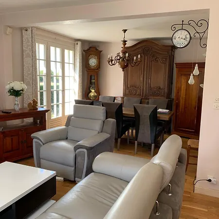 Elbeuf City 度假居