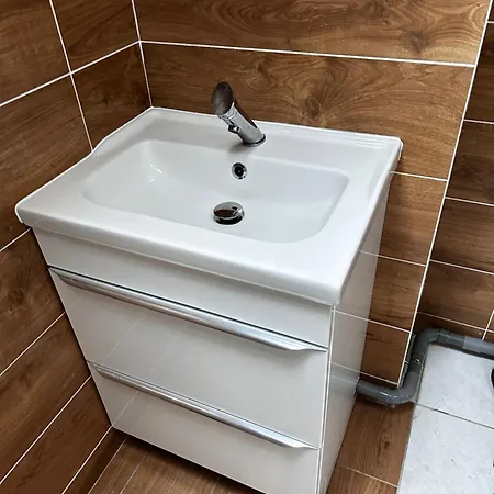 度假居 Elbeuf City